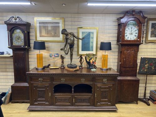 The Rostrum January Fine Sale and Large Moorcroft Collection