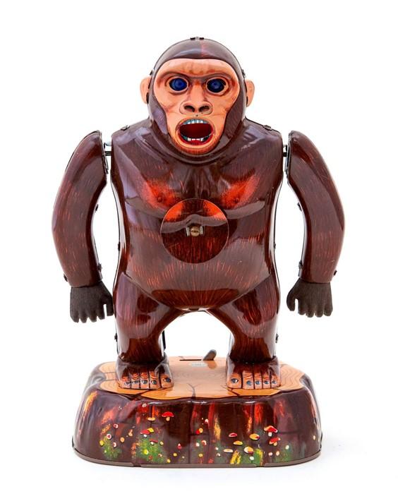 Roaring Gorilla: A Boxed, Battery Operated Roaring Gorilla Shooting 