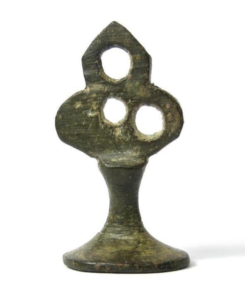 Stuart Period Seal Matrix. Circa 17th century AD. Copper-alloy, 5.32 ...