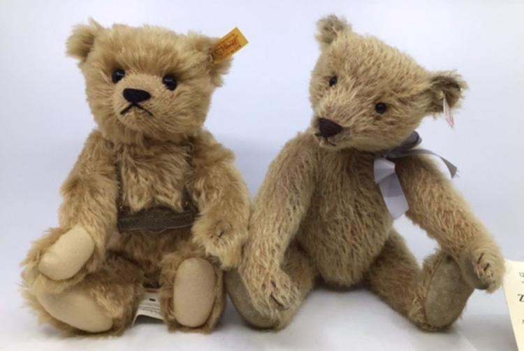 Steiff Bears to include limited edition 038129 Appolonia, 660337 with ...