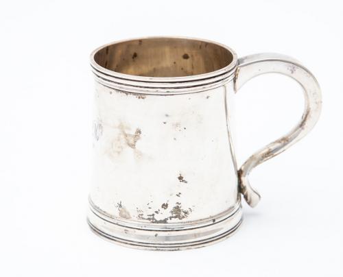 A George V silver christening mug by CS Harris, London 1920