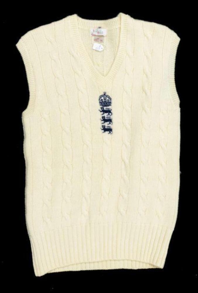 England cricket sleeveless sweater by Simpson of Piccadilly, size 42 ...