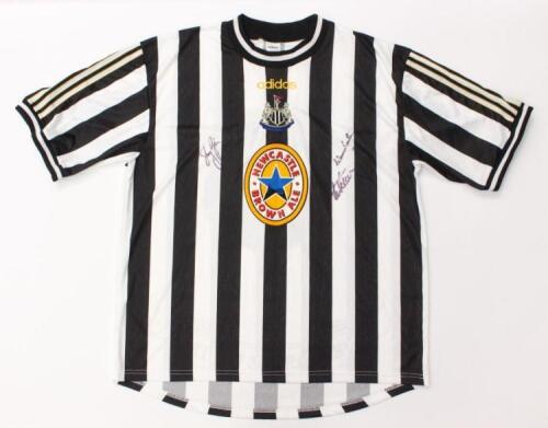 Newcastle United: A Newcastle United 1997-99 short-sleeved home