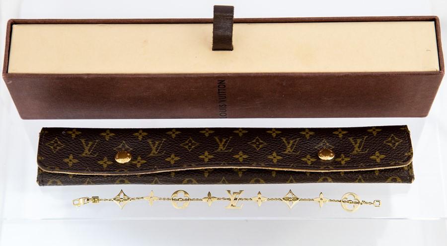 Lot 234 LOUIS VUITTON