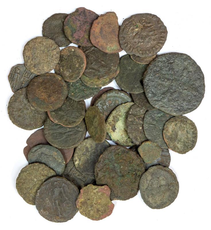 A mixed lot of thirty-seven copper-alloy Roman coins. Mainly ...