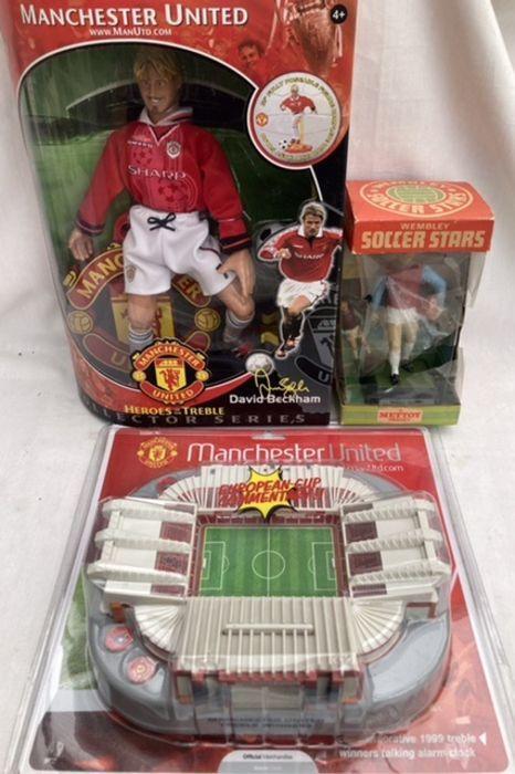 大幅値下げ！　Manchester United セレブレーション　フィギュア Sporting Interest: A Manchester United talking alarm clock Old