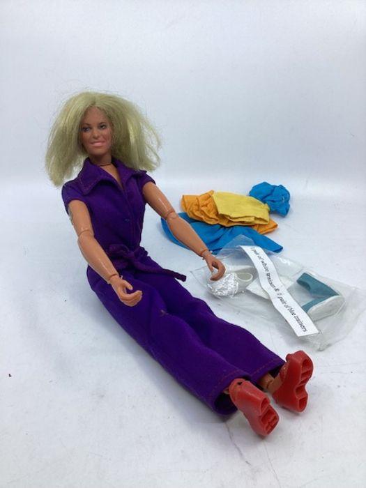 Bionic woman doll 1976 from six million dollar man series teen Mego  /palitoy fashion doll Jaime summer doll in original outfit with some shoes  -has 2 arm insets and articulated although ankles