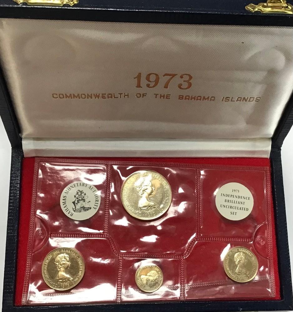 Scarce Bahama Islands 18ct Gold Proof Set 1973 (4 coin set) comprising of  $100, $50, $20, $10 Gold Coins with 1973 Reverse, in the original box of  issue. (.750 gold), comes with original bill of sale (redacted address).