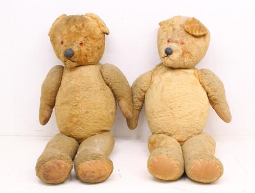 Bears: A pair of vintage, early-to-mid 20th century bears, pads to both hands and feet, stitched mouth, loved condition, but generally good considering age. Unmarked / no label attached. Height approx. 31". Please assess photographs. (2)