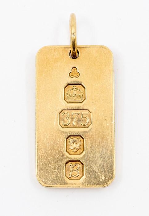 375 gold pendant