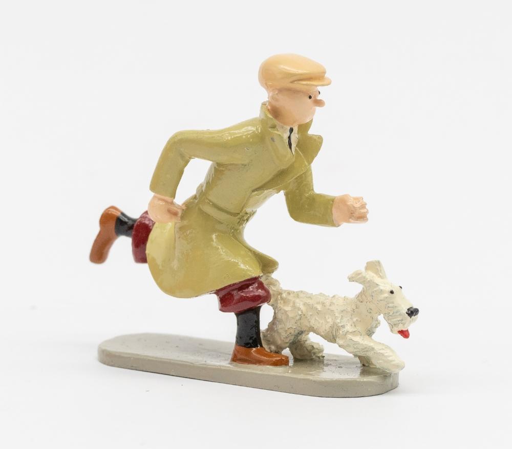 Pixi: A boxed Pixi, Paris, lead figurine, 'L'Oreille Cassee