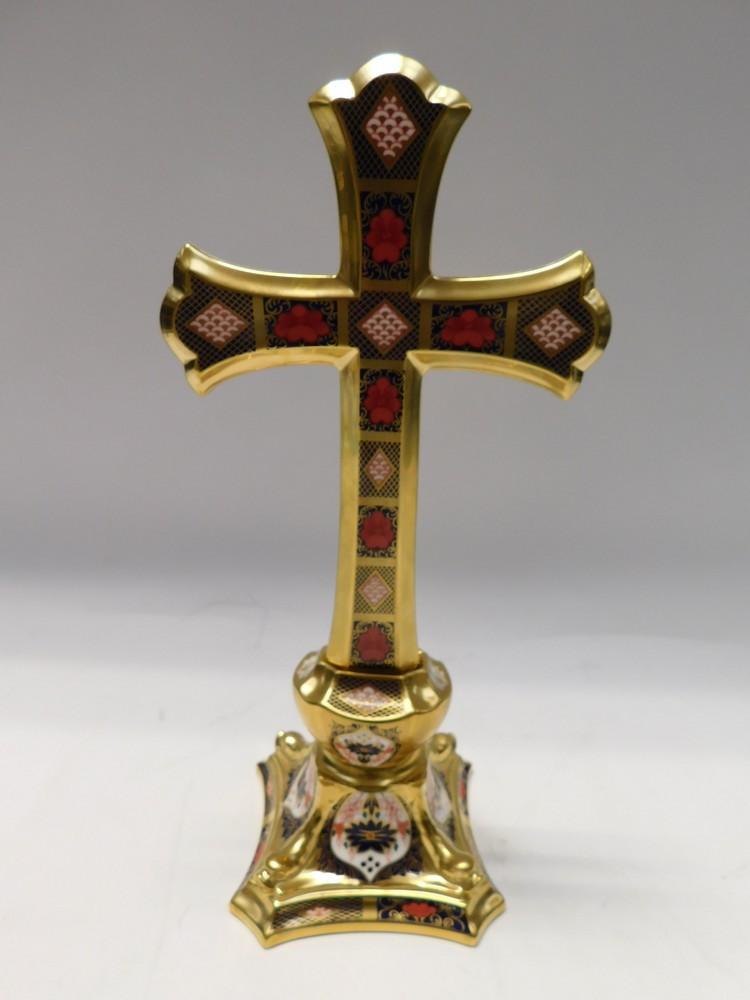 A Royal Crown Derby Limited Edition cross in the 1128 pattern