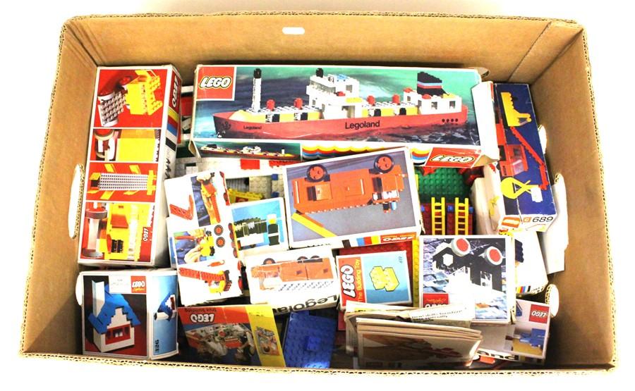Lego: A collection of vintage Lego sets, circa 1960&#39;s and 70&#39;s, some boxed, unchecked for completeness. - Price Estimate: £80 - £120