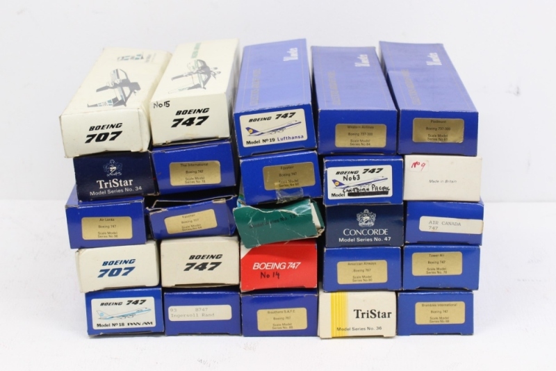 Aircraft: A collection of twenty-five boxed scale model aircraft vehicles to include mainly examples by Wooster. Original boxes, contents appear complete. Please assess photographs. (one box)