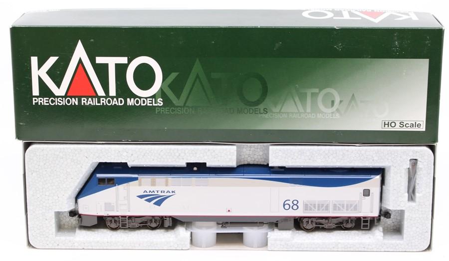 Kato: A boxed Kato, Amtrak Phase Vb #68 locomotive, with