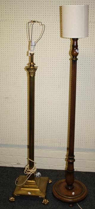 Antique Victorian brass telescopic standard lamp